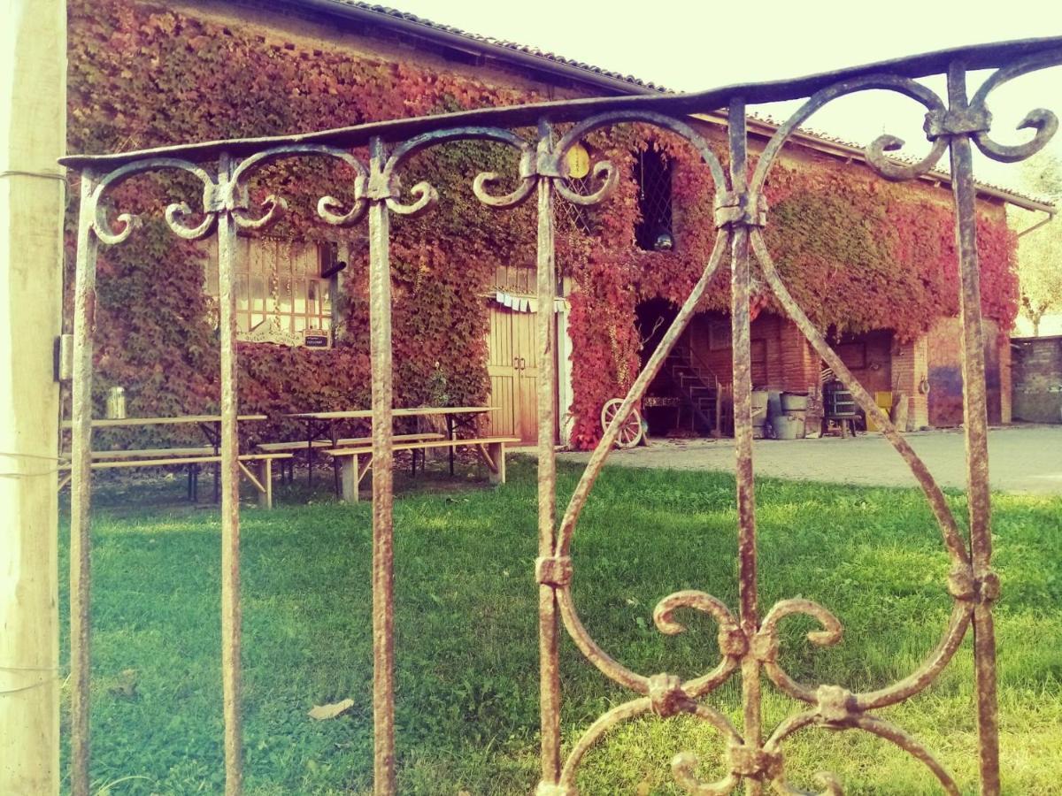 Casa Delle Foglie Sussurranti Villa Asti Eksteriør bilde